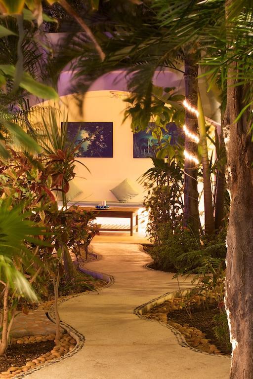 Aqualuna Boutique Hotel By Sunrise (Adults Only) Playa del Carmen Exterior photo